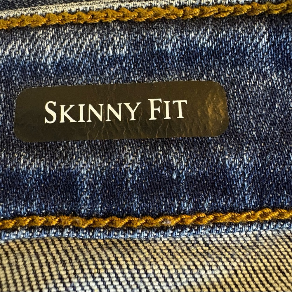 Judy Blue Skinny Fit Sz 18W Weekend Escape Denim Jeans Shark Bite Raw Hem - Picture 13 of 15